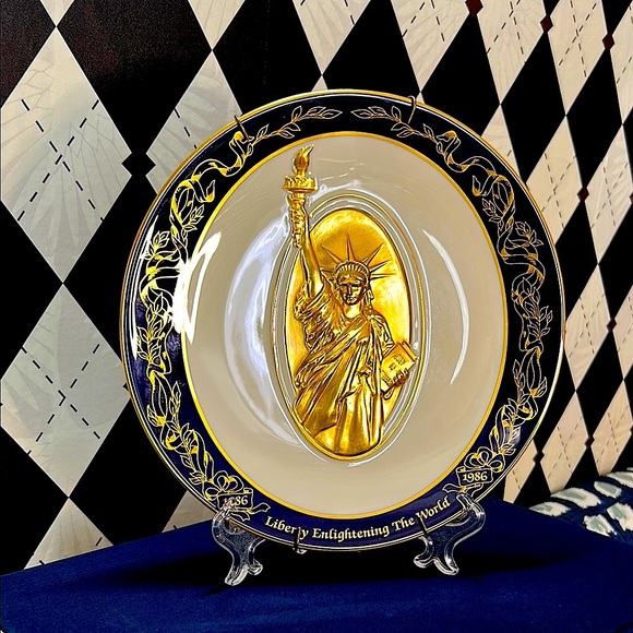 Vintage 24K Gold Statue of Liberty Plate 1886–1986 Ltd Ed USA - Rare Collectible - Picture 9 of 12